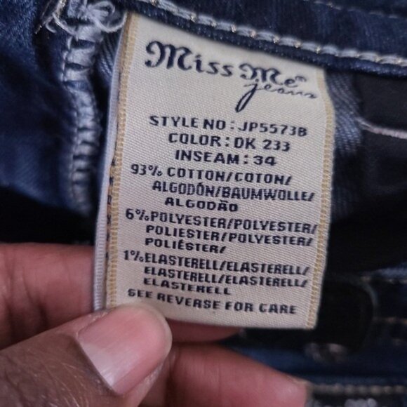 Miss Me Boot Bootcut Y2K Low Rise Jeans Size 28 Bling Cross Pocket - Picture 10 of 12